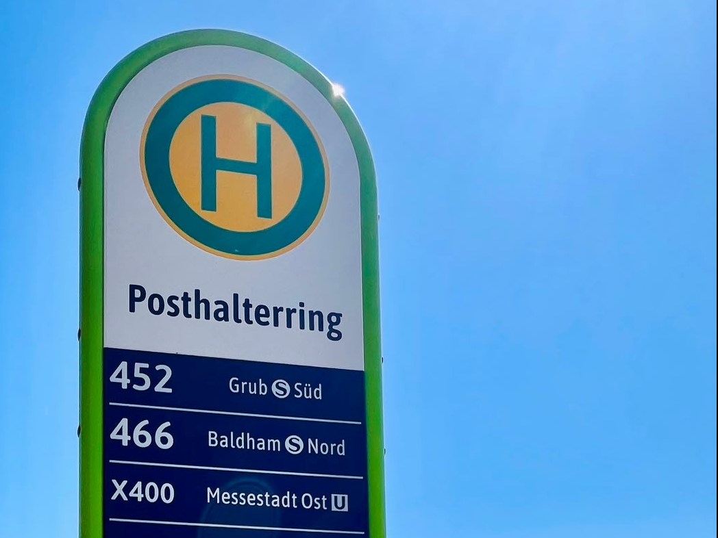 nahe gelegene Bushaltestelle (6 Min. Fahrtzeit zur S-Bahn-Haltestelle) nahe gelegene Bushaltestelle (6 Min. Fahrtzeit zur S-Bahn-Haltestelle)